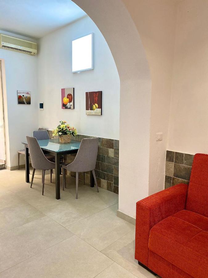 La Magione Apartment Palermo Bagian luar foto